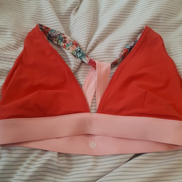 Lululemon reversible bikini top - Picture 3 of 3